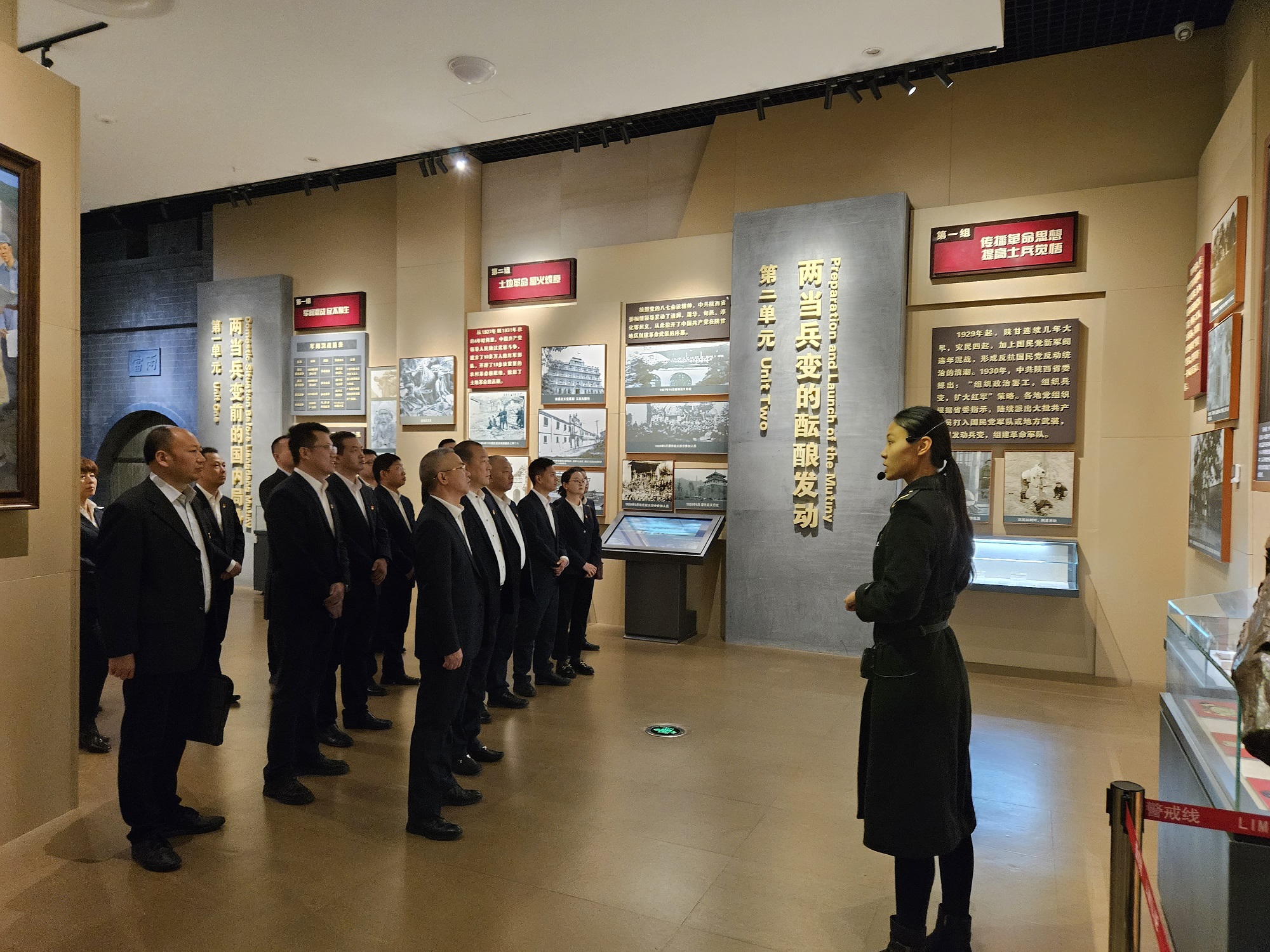 301701335959599374.jpeg 展厅2.jpg